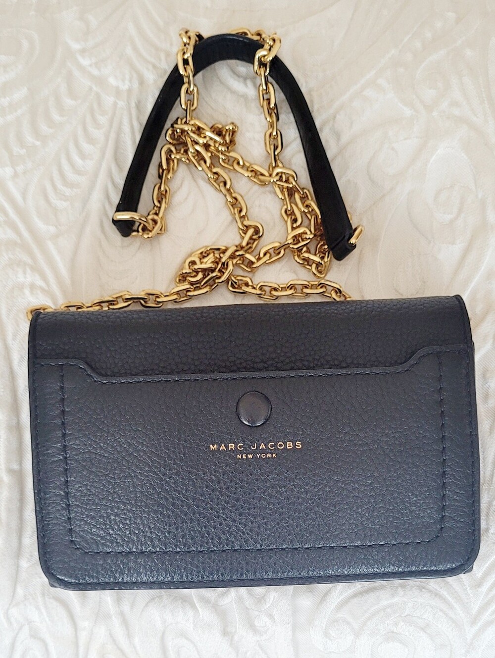 Marc Jacobs Crossbody Wallet